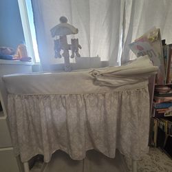 Simmons Bassinet