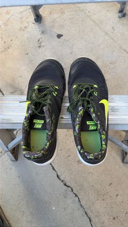 Nikes women’s size 7