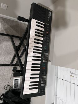 Yamaha PSR-11 And Stand Set
