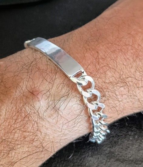 Elegant 925 Sterling Silver 8 Inch Bracelet