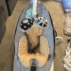 4moms MamaRoo Multi-Motion Baby Swing