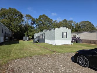 Home 3 Rooms 2  Bathrooms