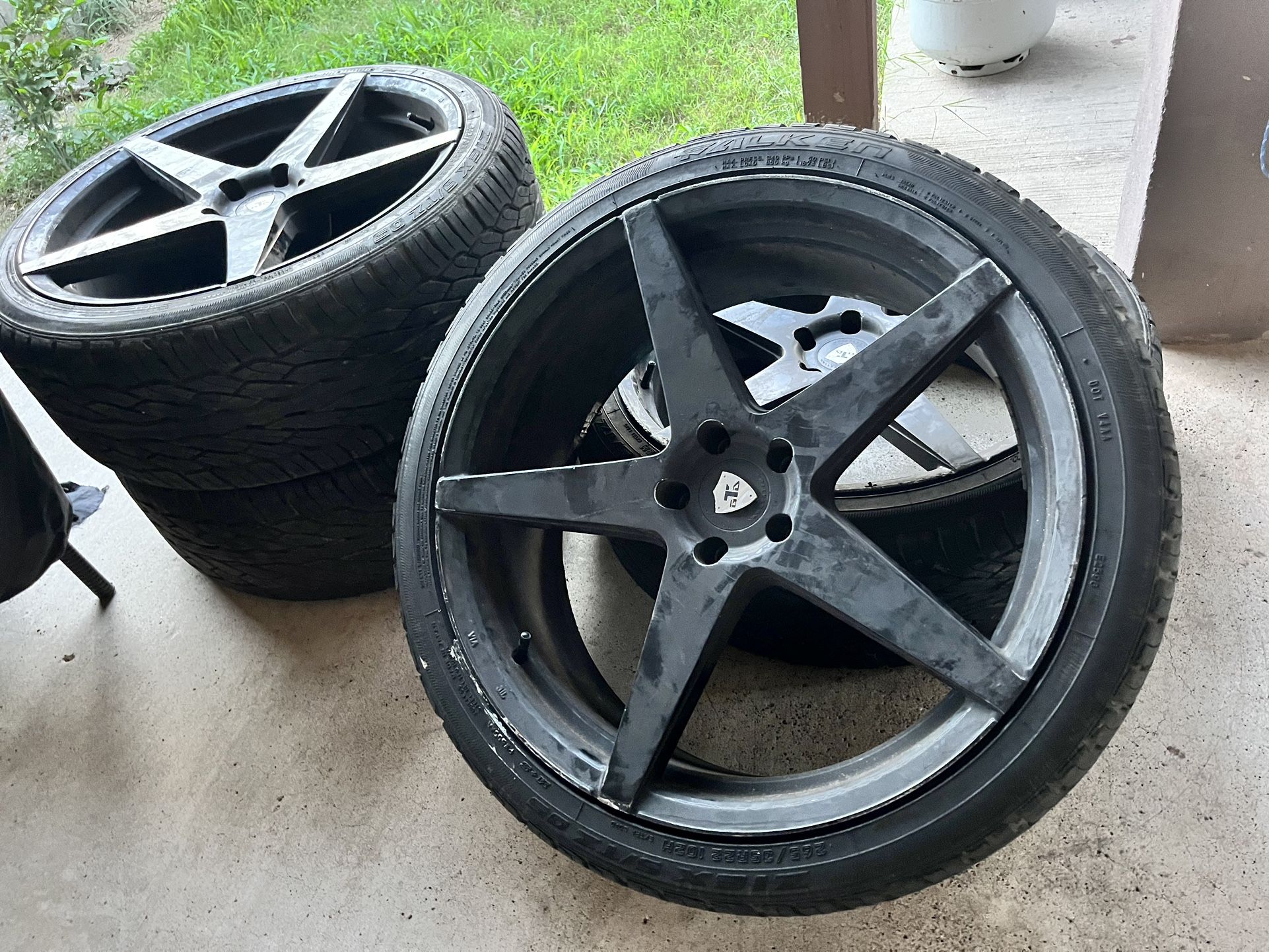 22” Inch Rims with Tires for Sale in Brownsville, TX OfferUp