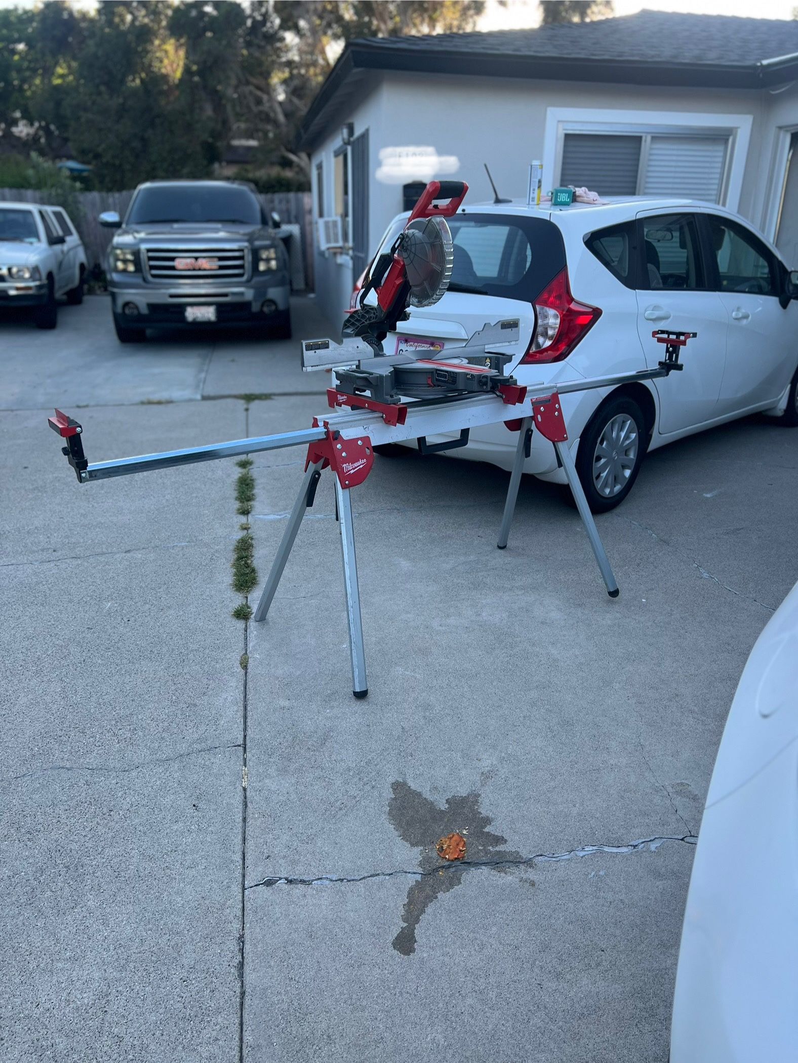 Milwaukee M18 Miter Saw 10 Inch