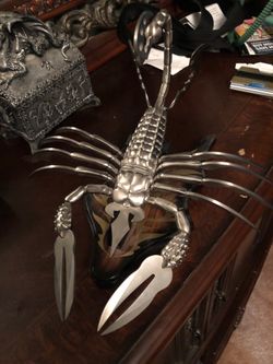 Steel scorpion blades