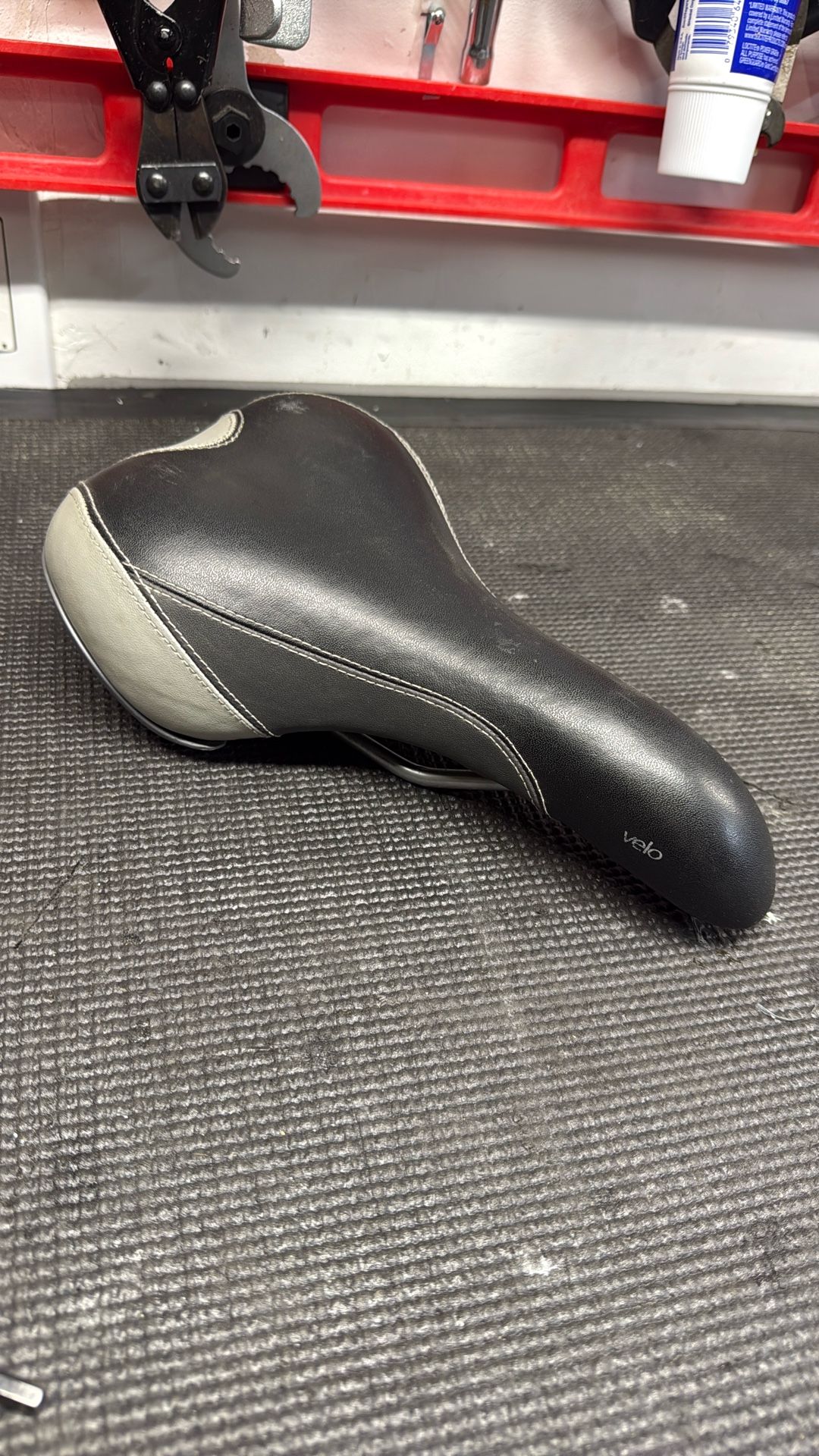 Velo Saddle MTB ROAD