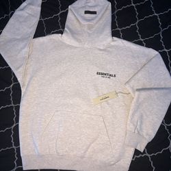 Essentials (Fear Of God)  Size (M)  Men’s / Color Way (Light Oat) 