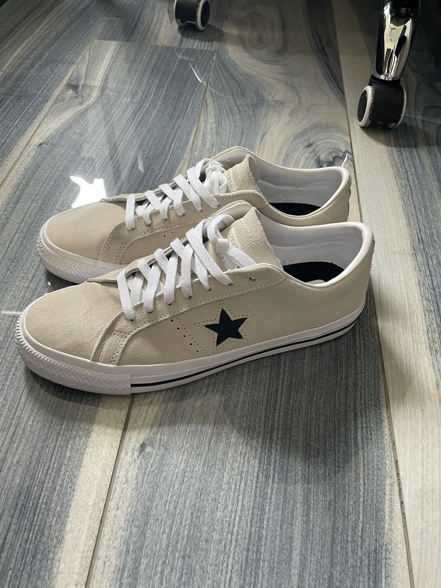 Converse One Star Pro Suede (Size 9 Men)