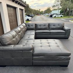🛋️ Sofa/Couch Sectional - Leather - Macy’s - Delivery Available 🚛