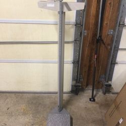 Vintage Working Detecto Doctors Scale 