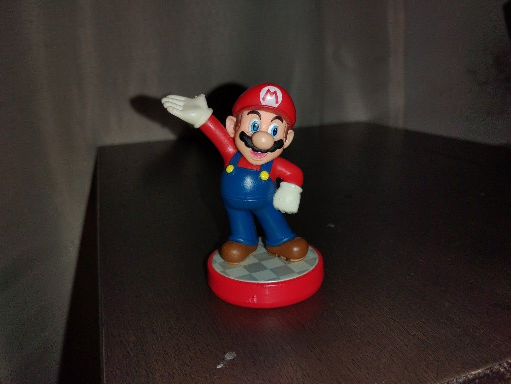 Super Mario Amiibo