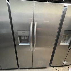 FRIGIDAIRE 36” SIDE BY SIDE REFRIGERATOR