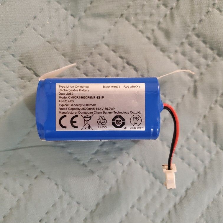 Shark Ion RVbat700 Battery for RV700,RV720,RV725,RV750 Model 14.8V 2600mAh Rechargeable Battery (3 Prong Plug)
Ig
