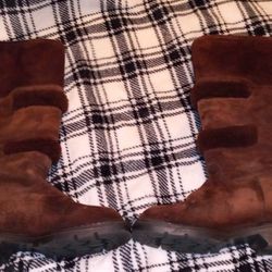 Blondo Brown Suede Leather Boots Wool Lined Snow Boots