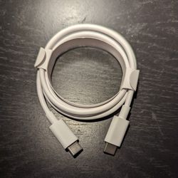 1 meter USB-C to USB-C cable (USB 2.0)