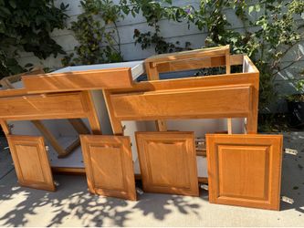 Bathroom or Kitchen Cabinet