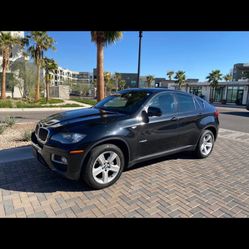 BMW X6 2014.  4x4