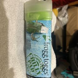 frogg toggs Chilly Pads Cooling Towel Green NEW SEALED gift Ready