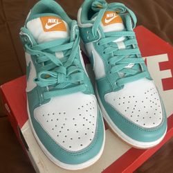 Nike dunks low teal zeal