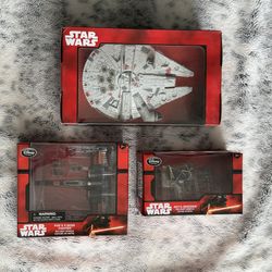 Disney Star Wars Die Cast Vehicle Lot Millennium Falcon X Wing Rey’s Speeder