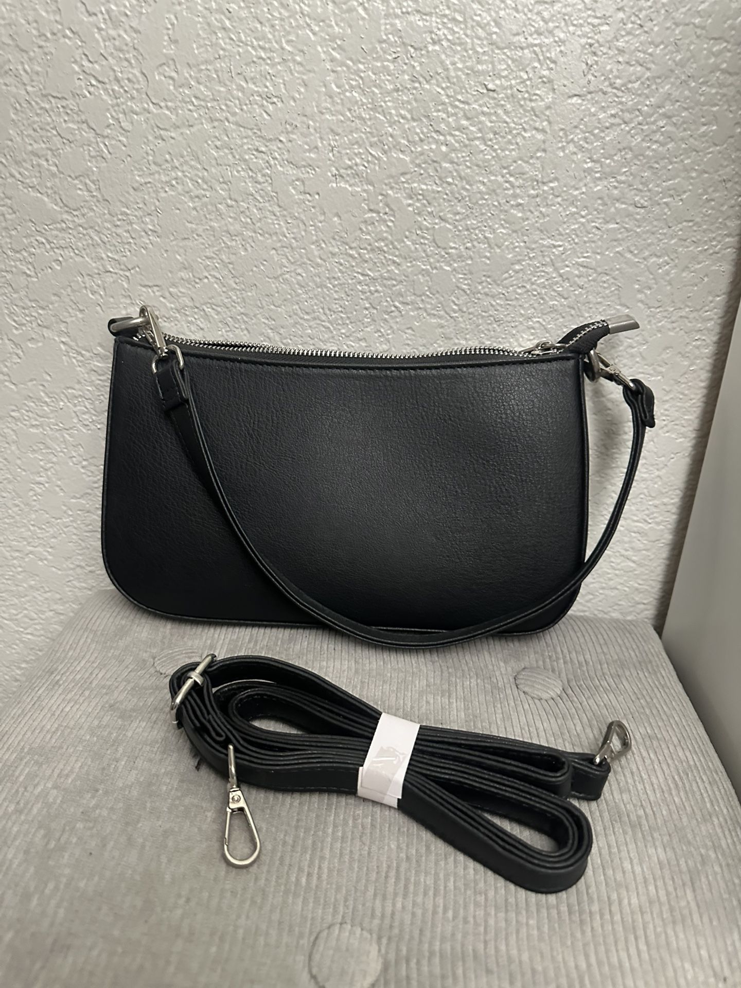 Small Shoulder bag with 2 Removable Straps