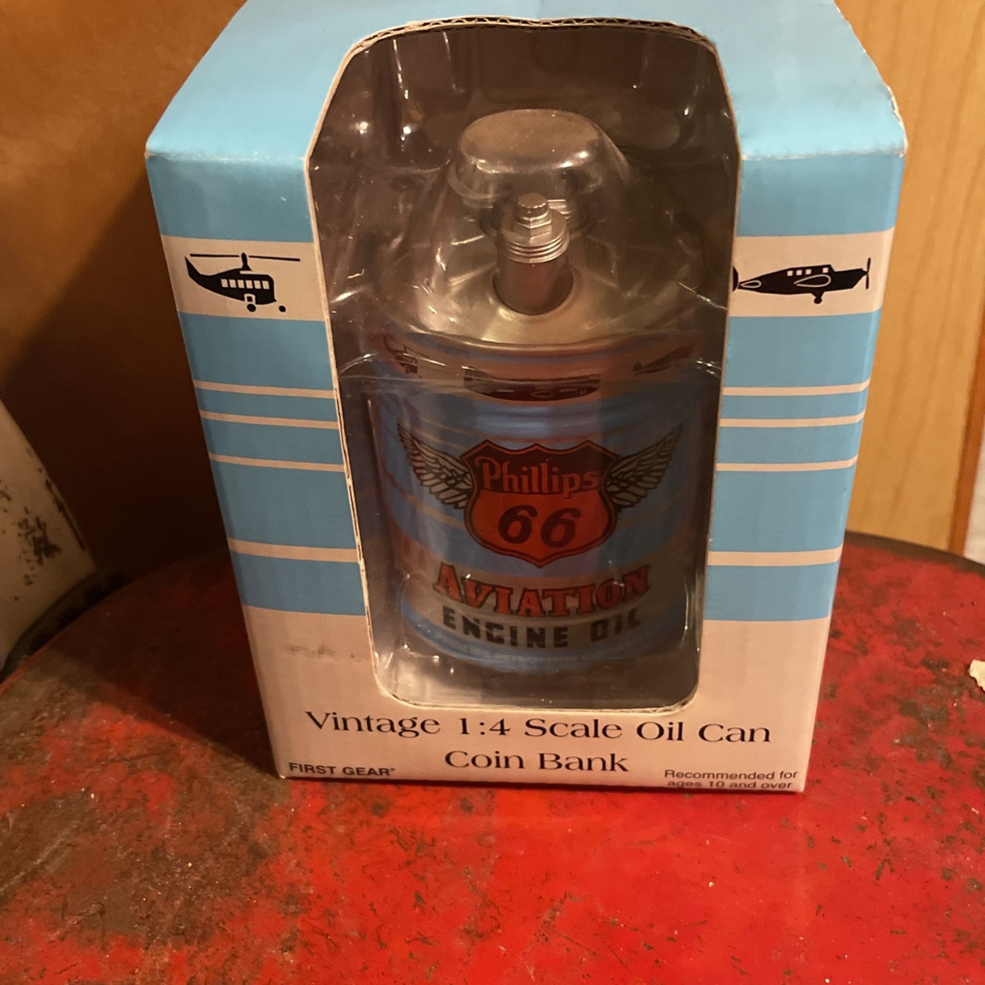 Phillips 66 Aviation Engine Oil Coin Bank 2004 First Gear