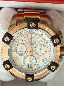 Invicta Reserve Arsenal Chronograph (Model 13716) - Two-Tone Gold/Silver