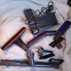 Dyson vacuum cleaner accesories