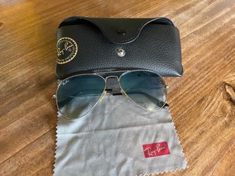 KIDS RAY BAN  SUNGLASSES 🕶️