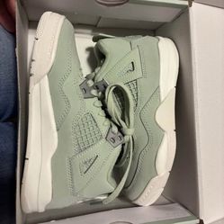 Size 12C toddlers Jordan retro 4