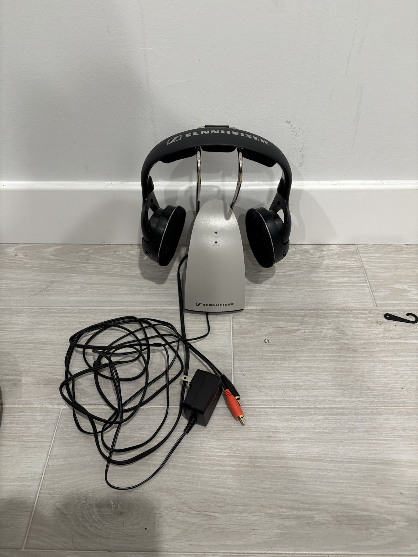 Sennheiser RS-120 II Headphones & Wireless Transmitter