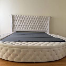 King Bedframe 