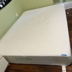 Queen Size Memory Foam Mattress And Bed Frame
