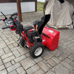 Snowthrower