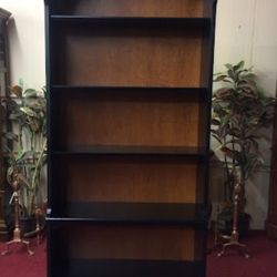 Tall Elegant Hitchcock bookcase With 6 Shelves 