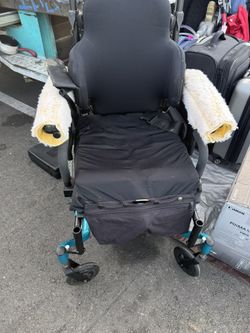 wheelchair in very good condition