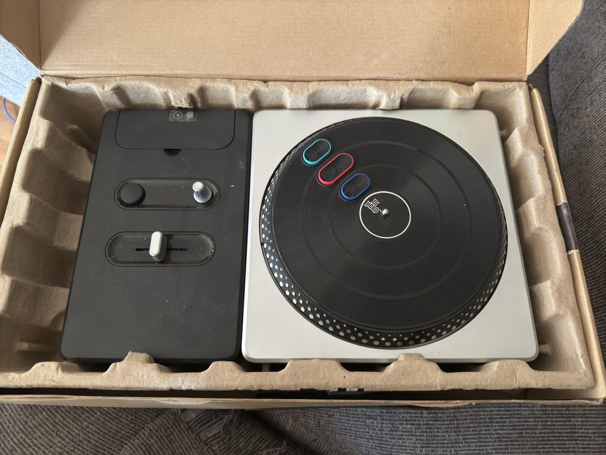 DJ Hero Turntable (Microsoft Xbox 360, 2010)