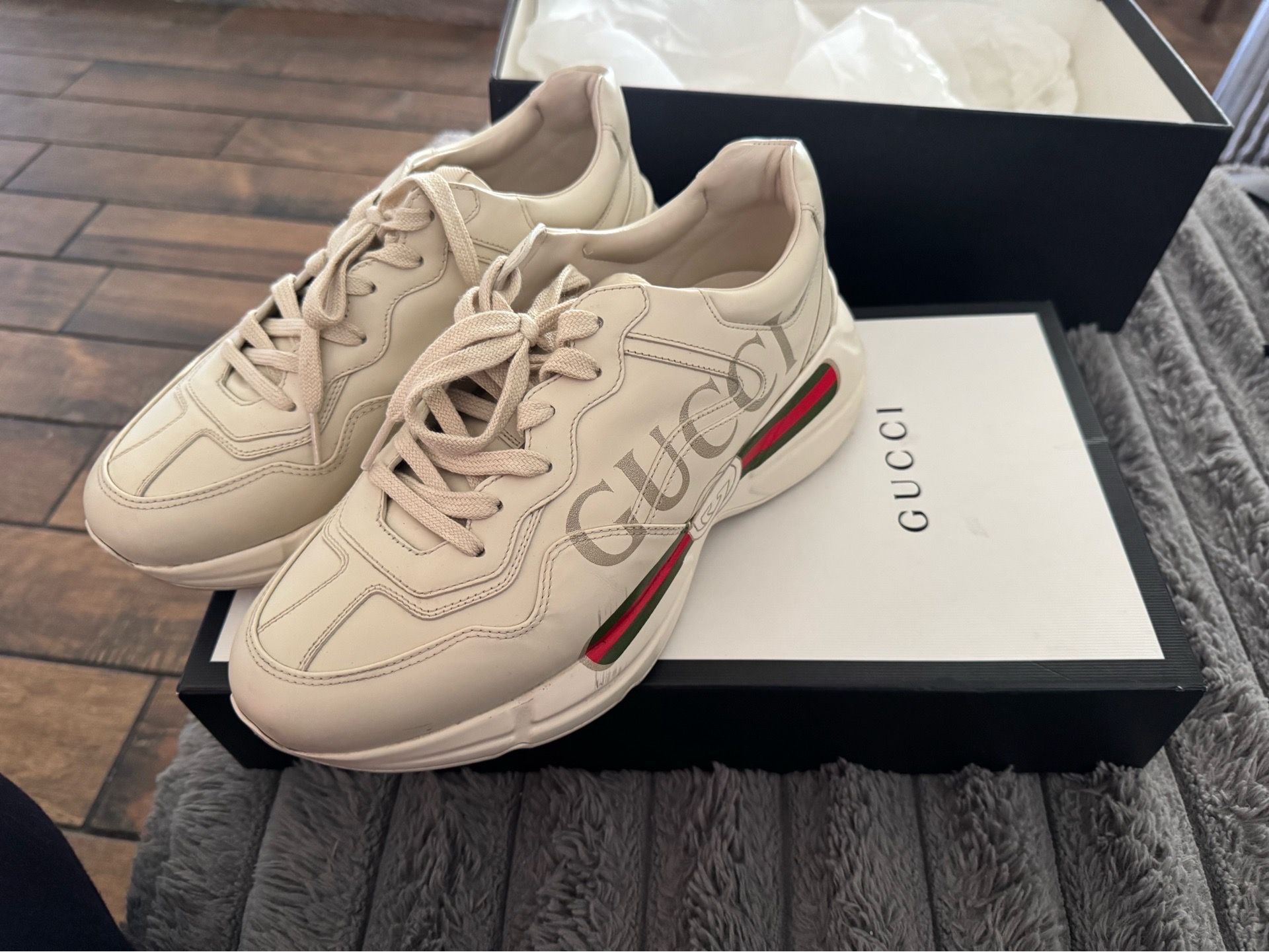 Gucci shoes