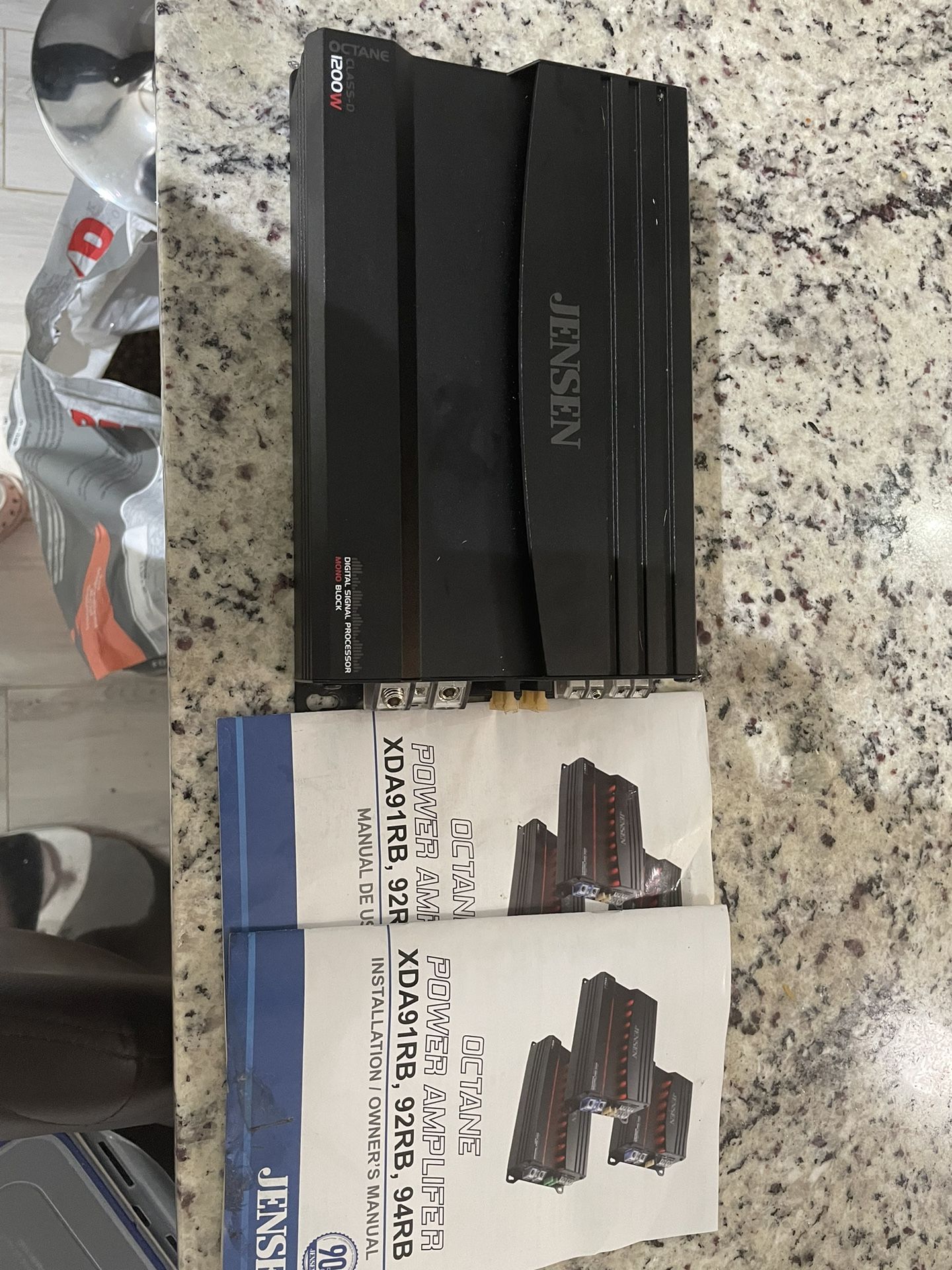 New Jensen XDA91RB Mono Amplifier 1200 Watts Peak New Open Box