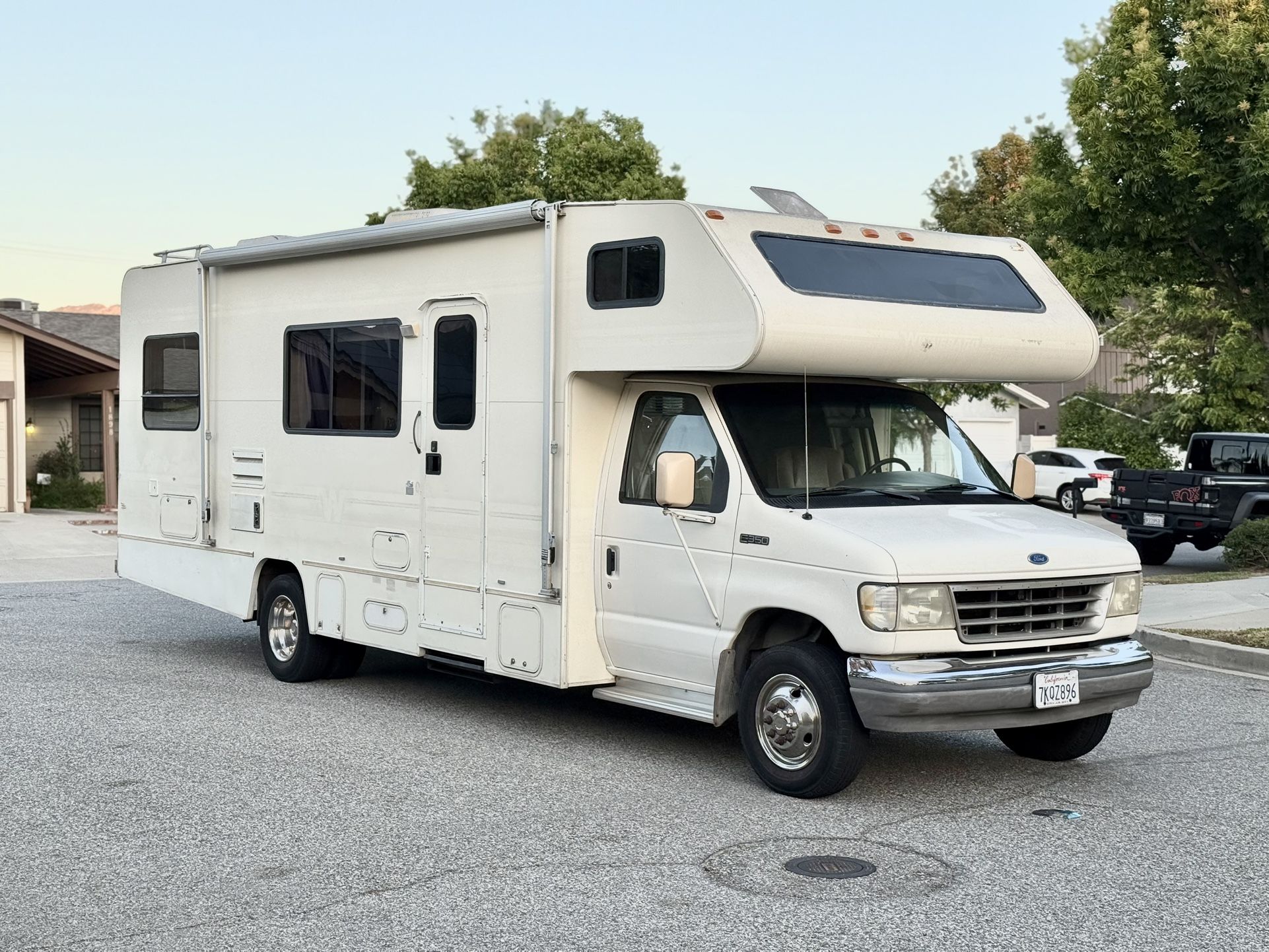 1994 Winnebago Minnie Winnie 27ft