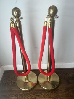 HEAVY DUTY Gold VIP Stanchions w/ Red Velvet Rope – Commercial Grade $150 OBO  