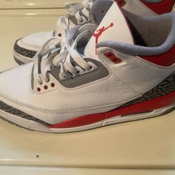Fire Red Jordan OG 3