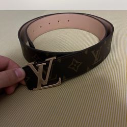 Louis Vuitton gold belt