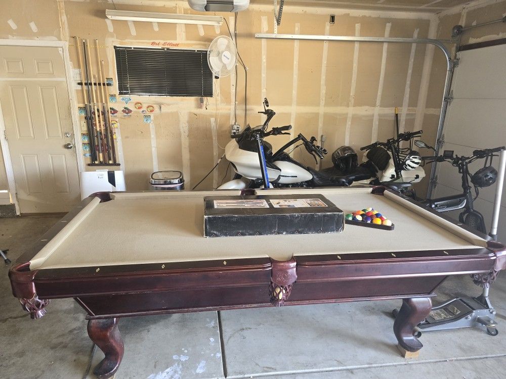 Billiards Full Size Pool Table In Great Condition.