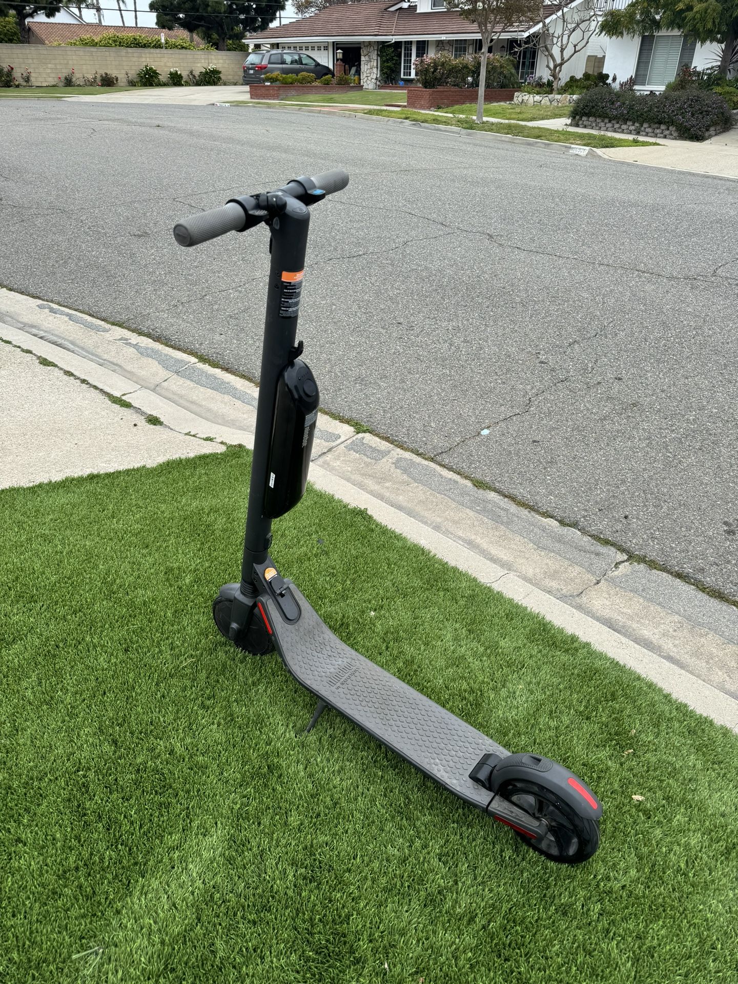 E-Scooter Ninebot ES3