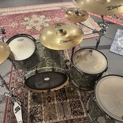 4 Piece - Shine drums custom (Hardware & Cymbals Not Included)