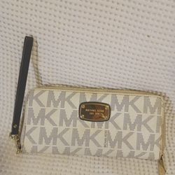 MK Wallet  $40.00
