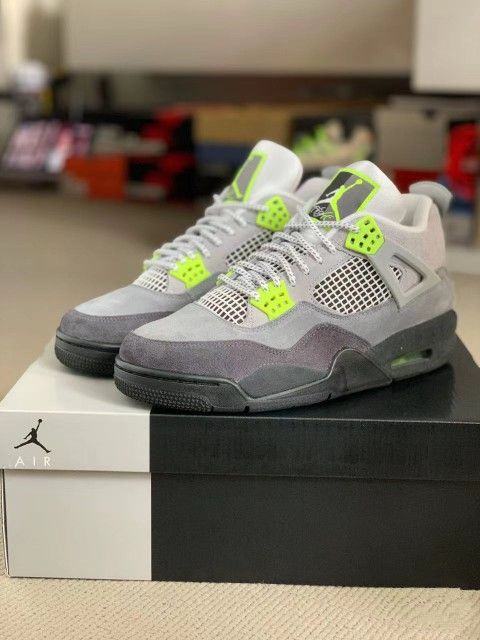 Jordan Air Jordan 4 retro se'95 neon Lightweight Braided Low-top Retro Basketball Shoes Men's and Women's Gray Green