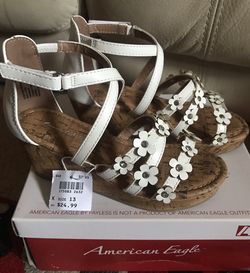 American Eagle Girls Wedge Size 13