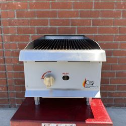 Cooking Performance Group CL-CPG-15-NL 15" Natural Gas Countertop Lava Briquette Charbroiler - 40,000 BTU